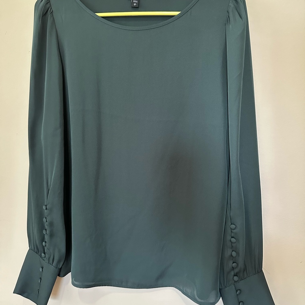 Top/Blouse - Picture 4 of 4